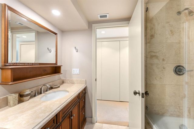 3000 Island Blvd 2902, Aventura, FL 33160