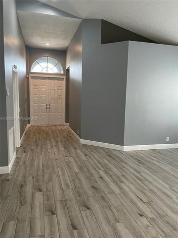 1018 NW 116th Ave, Coral Springs, FL 33071