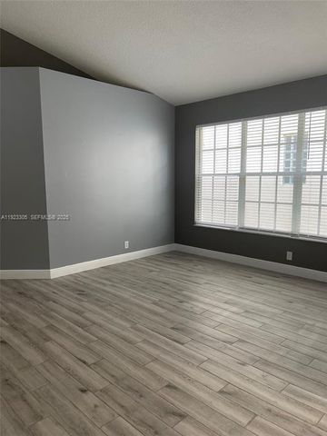 1018 NW 116th Ave, Coral Springs, FL 33071