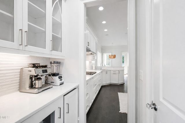 2615 Davis Street, Raleigh, NC 27608