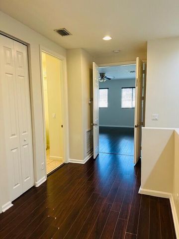 4390 Berkshire Wharf Drive, Lake Worth, FL 33461