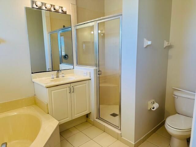 4390 Berkshire Wharf Drive, Lake Worth, FL 33461