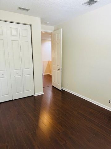 4390 Berkshire Wharf Drive, Lake Worth, FL 33461