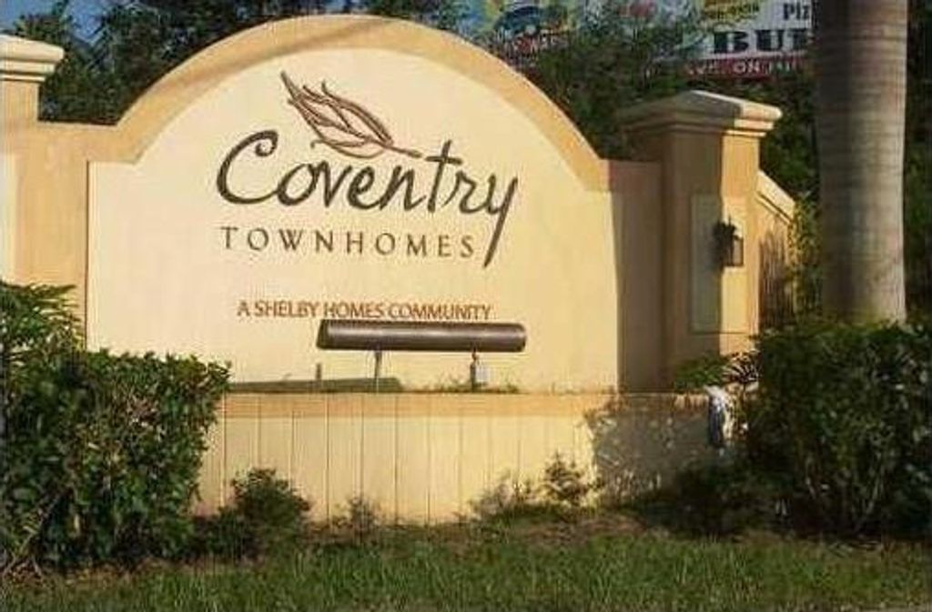 4390 Berkshire Wharf Drive, Lake Worth, FL 33461