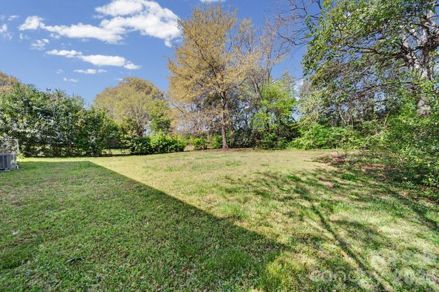 1332 Poston Circle, Gastonia, NC 28054