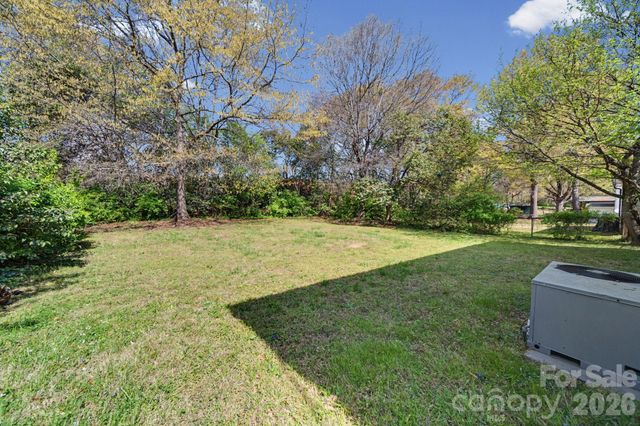 1332 Poston Circle, Gastonia, NC 28054