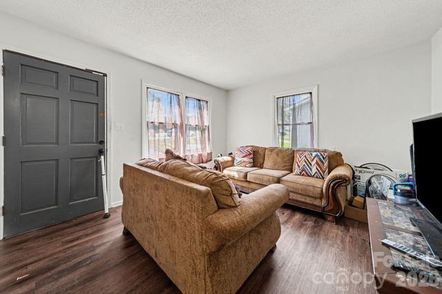 1332 Poston Circle, Gastonia, NC 28054