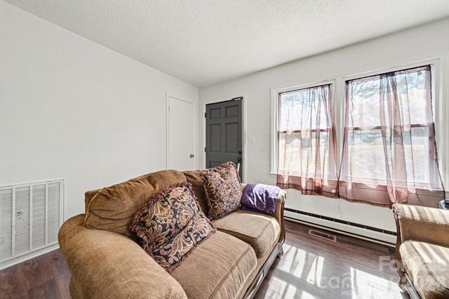 1332 Poston Circle, Gastonia, NC 28054