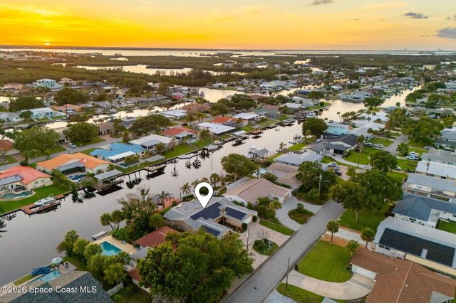 27 Westview Lane, Cocoa Beach, FL 32931