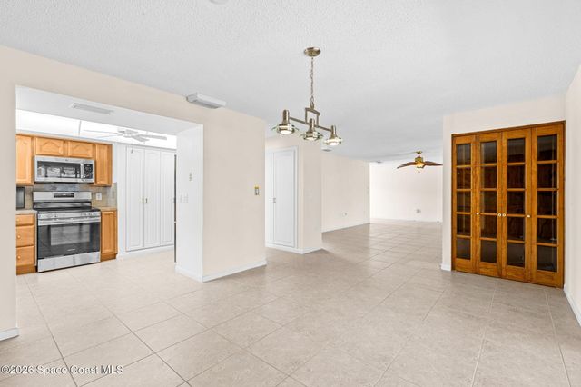 27 Westview Lane, Cocoa Beach, FL 32931