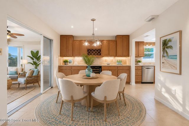 27 Westview Lane, Cocoa Beach, FL 32931
