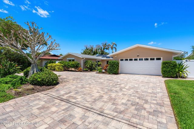 27 Westview Lane, Cocoa Beach, FL 32931
