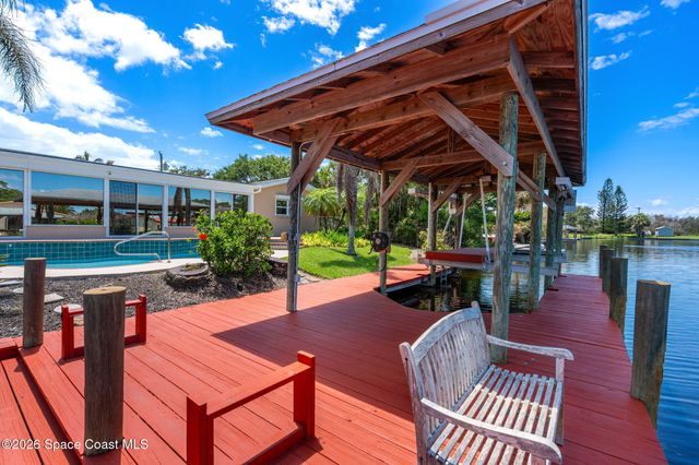 27 Westview Lane, Cocoa Beach, FL 32931