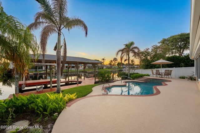 27 Westview Lane, Cocoa Beach, FL 32931