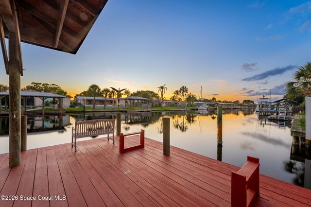27 Westview Lane, Cocoa Beach, FL 32931
