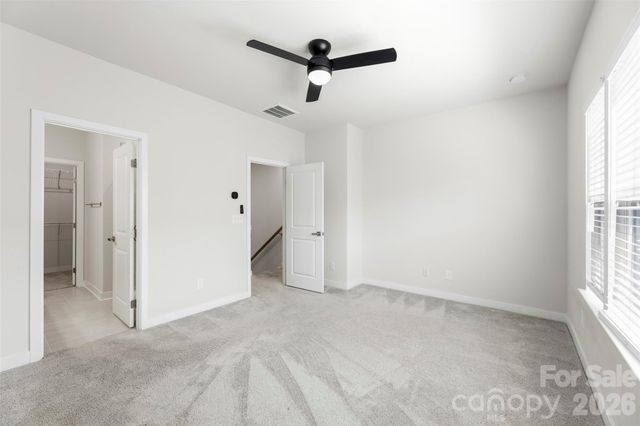 1049 Simcoe Lane, Charlotte, NC 28217