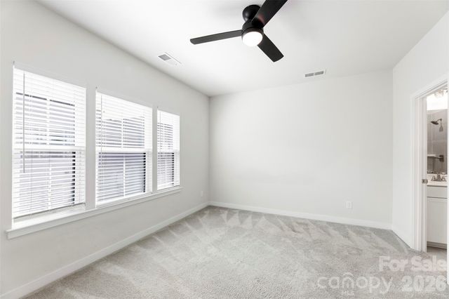 1049 Simcoe Lane, Charlotte, NC 28217