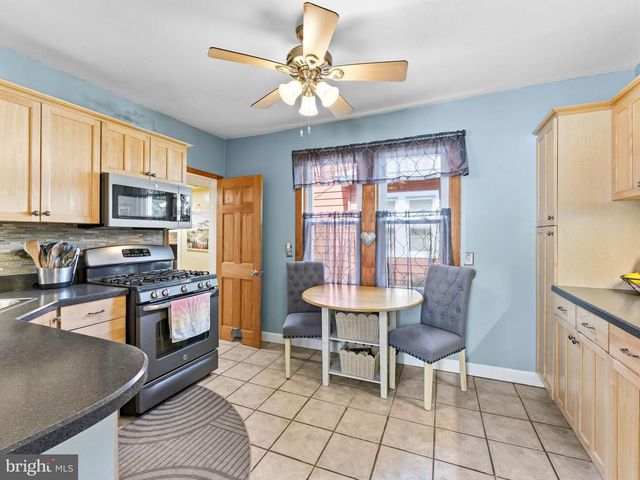 214 SPRUCE ST, Audubon, NJ 08106