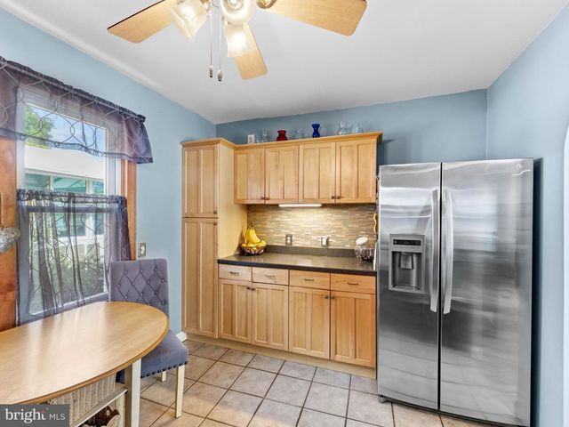 214 SPRUCE ST, Audubon, NJ 08106