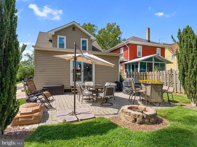 214 SPRUCE ST, Audubon, NJ 08106