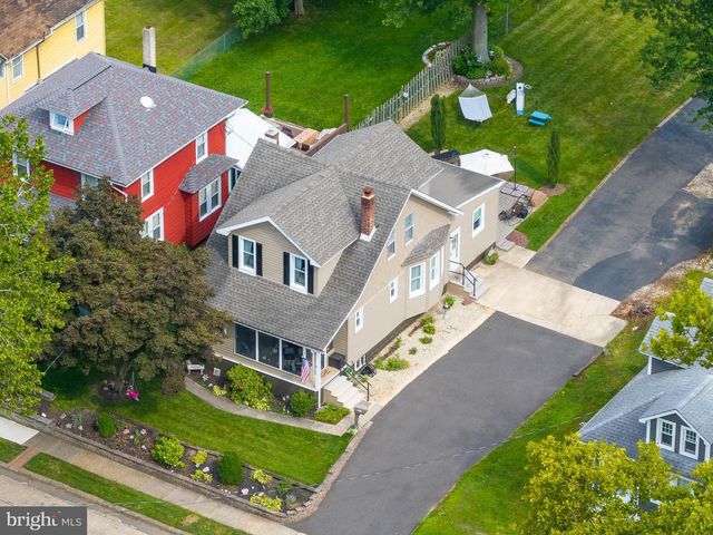 214 SPRUCE ST, Audubon, NJ 08106
