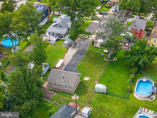 214 SPRUCE ST, Audubon, NJ 08106