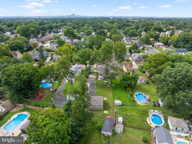 214 SPRUCE ST, Audubon, NJ 08106