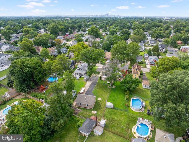 214 SPRUCE ST, Audubon, NJ 08106