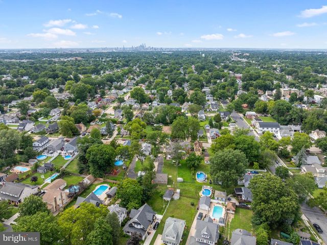 214 SPRUCE ST, Audubon, NJ 08106