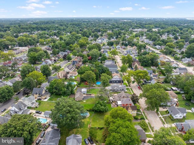 214 SPRUCE ST, Audubon, NJ 08106