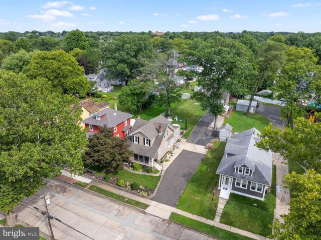 214 SPRUCE ST, Audubon, NJ 08106