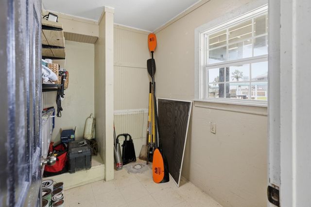 3 Scallop Dr, Rockport, TX 78382