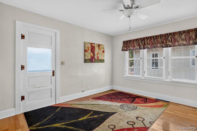 410 S Center Street, Howell, MI 48843