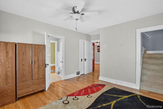 410 S Center Street, Howell, MI 48843