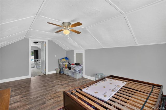 410 S Center Street, Howell, MI 48843