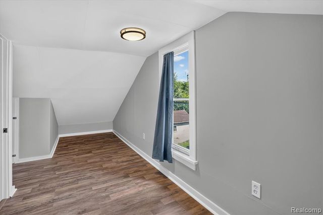 410 S Center Street, Howell, MI 48843