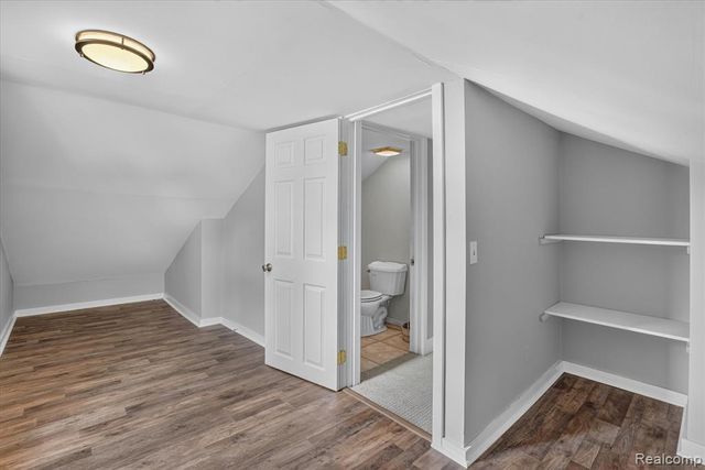 410 S Center Street, Howell, MI 48843
