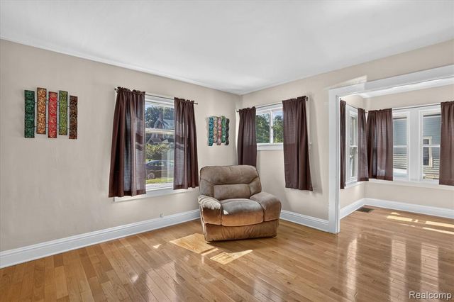 410 S Center Street, Howell, MI 48843