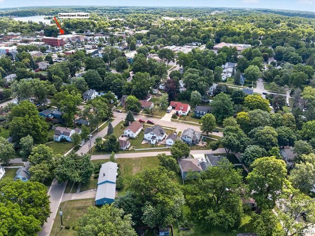 410 S Center Street, Howell, MI 48843