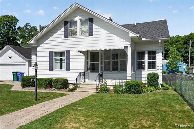 410 S Center Street, Howell, MI 48843