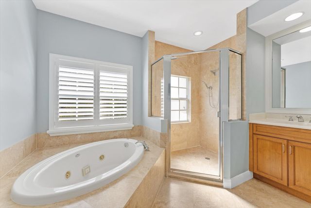 604 NE Francesca Lane, Boca Raton, FL 33487