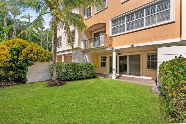 604 NE Francesca Lane, Boca Raton, FL 33487