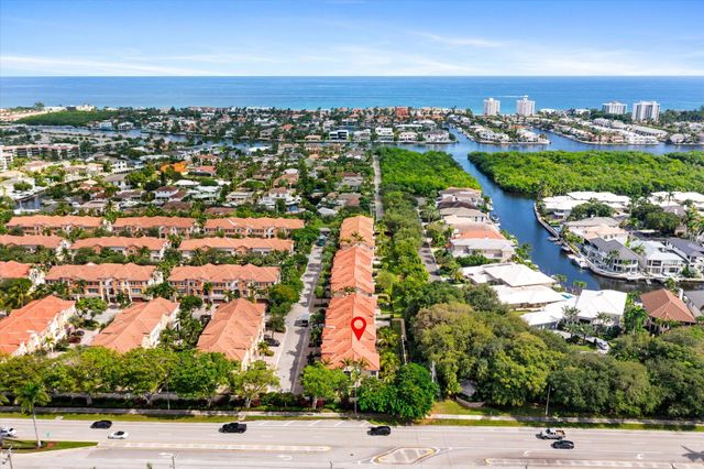 604 NE Francesca Lane, Boca Raton, FL 33487