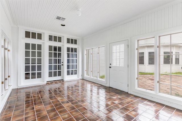 1331 County Road 2071, Hull, TX 77564