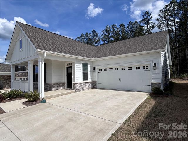 2028 Skyhawk Drive, York, SC 29745
