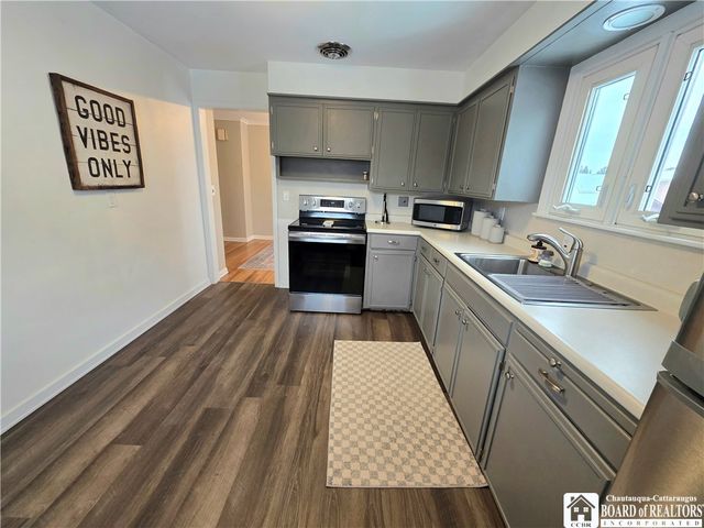 71 South Chicago Avenue, Ellicott, NY 14701