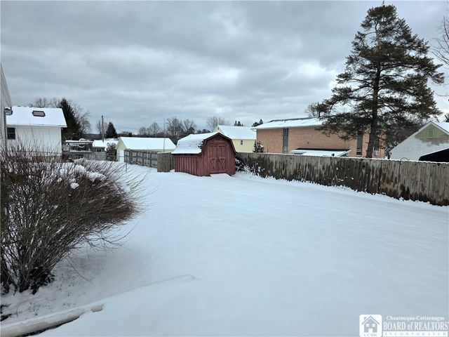 71 South Chicago Avenue, Ellicott, NY 14701