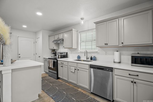 7711 Dusty Diamond, San Antonio, TX 78249
