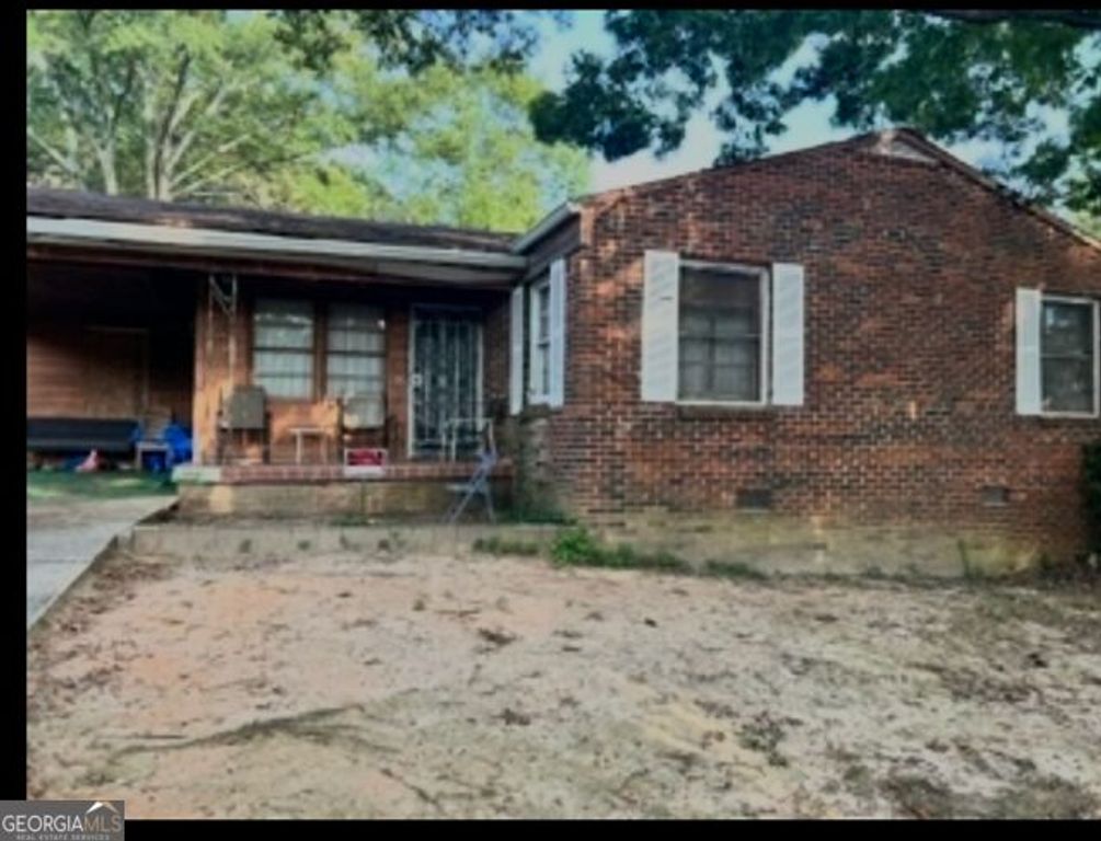 236 Silver Springs Circle SW, Atlanta, GA 30310 — exterior