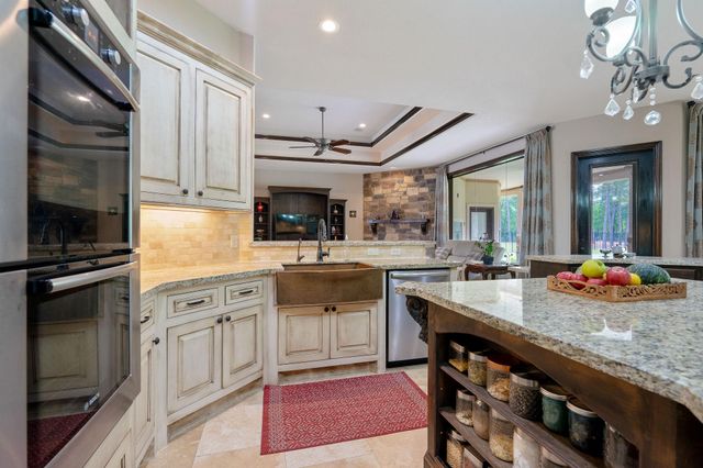 27611 Wishing Oak Landing, Spring, TX 77386